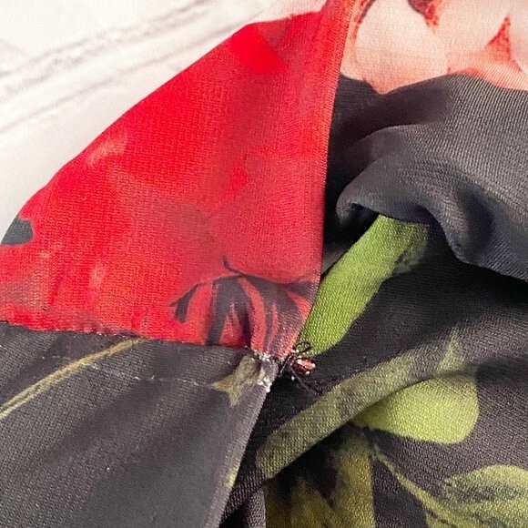 Club London Phantasy Black Floral Print Asymmetric Neckline Cowl Maxi Dress 6 - Picture 5 of 10